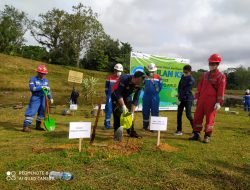 Melalui program CSR, PT Pertamina Pendopo Field, Tanam bibit pohon dan pembuatan lubang biopori