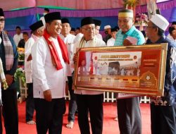 Bupati dan Wabub safari ramadhan dan tarawih keliling di Masjid Al Falah Saleh agung