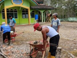 Persiapan Sapari Ramadhan, Kades Srikembang ajak warga Bersihkan Masjid Al-Hidayah