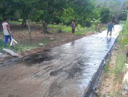 Pembangunan Cor Beton Jalan Produksi Desa Gajah Mati Rampung