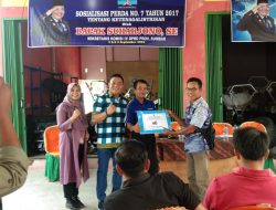 SOSIALISASIKAN PERDA NO 7 TAHUN 2017 TENTANG KETENAGA LISTRIK dan PENYERAHAN BANTUAN ALAT PERTANIAN TRAKTOR 26,5 PK