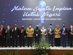 Pimpinan DPRD Sumsel raih penghargaan