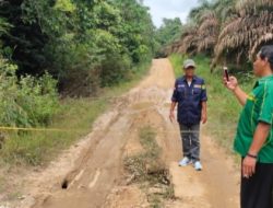 PU PR Perbaiki Jalan Desa Tanjung Bali-Tanah Abang Batanghari Leko