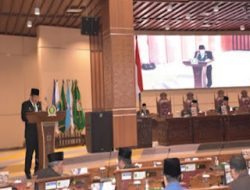 DPRD Prov Sumsel Gelar Rapat Paripurna LXVII Agenda Pandangan Umum Fraksi Terhadap Raperda Perubahan TA 2023