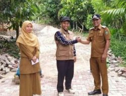 Danny Ismaya SP, Dt Sandaran Wakil Ketua DPRD Pasaman, Tinjau Pembangunan Jalan