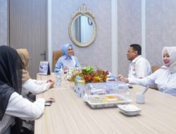 Ketua DPRD Provinsi Sumsel Hj. R.A. Anita Noeringhati, Beraudiensi dengan Persila