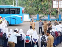 Pj Bupati Lahat Muhammad Farid, Lepas Perdana Bus Sekolah 