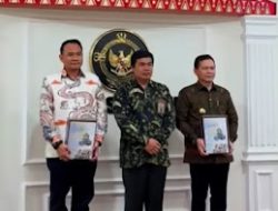 Ketua DPRD Provinsi Sumsel Terima LHP Kinerja Atas Pengelolaan APBD Tahun Anggaran 2023 Hingga Semester I Tahun 2024 Dari Perwakilan BPK Provinsi Sumsel